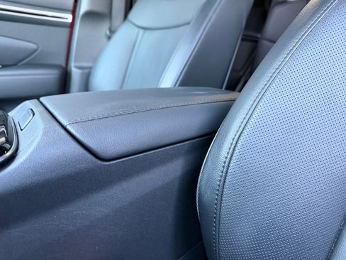 Certified 2023 Hyundai Tucson Limited w/ Cargo Package image 16