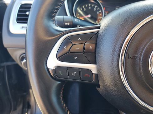 Used 2017 Jeep Compass Latitude w/ Popular Equipment Group image 17