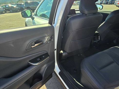 Certified 2026 Toyota Crown Platinum image 16