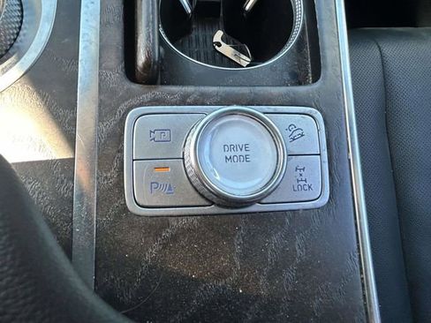 Used 2024 Genesis GV80 2.5T image 17