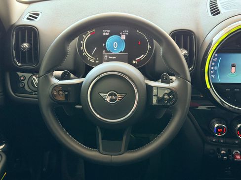 Certified 2024 MINI Cooper Countryman S w/ Premium Package FWD image 15