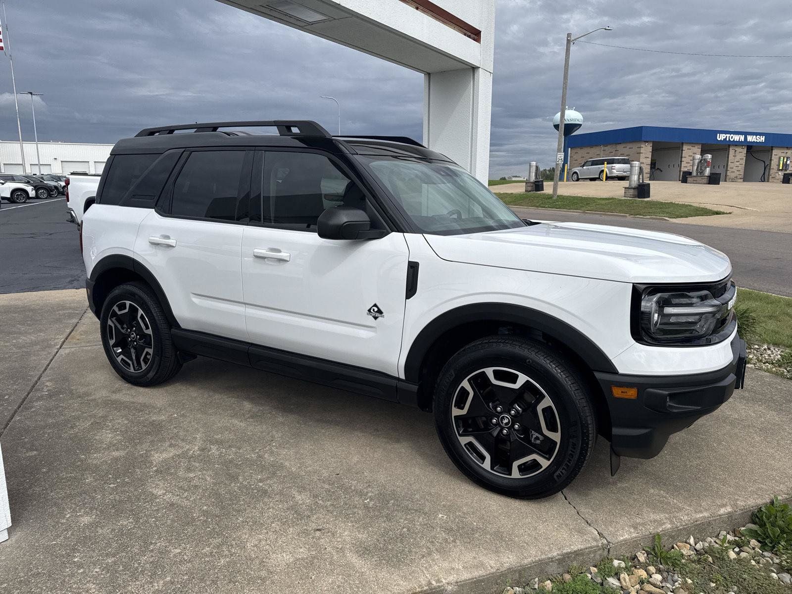 Used 2024 Ford Bronco Sport Outer Banks AWD/4WD image 6