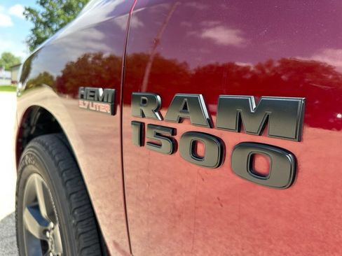 Used 2018 RAM 1500 Express w/ Express Value Package RWD image 40