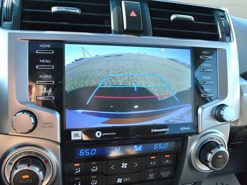 Used 2020 Toyota 4Runner Limited AWD/4WD image 21