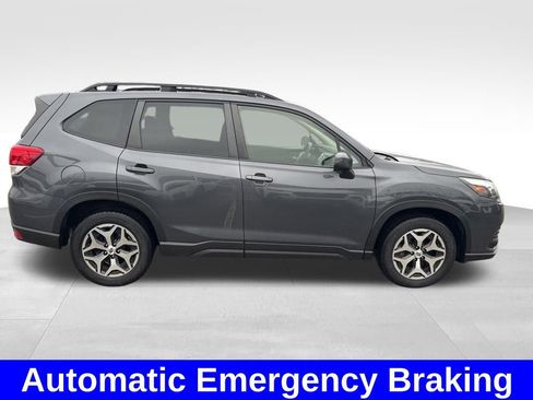 Certified 2022 Subaru Forester Premium image 9