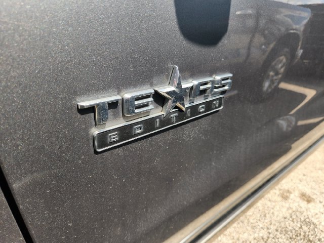 Used 2020 Chevrolet Silverado 1500 LTZ w/ LTZ Texas Edition RWD image 7
