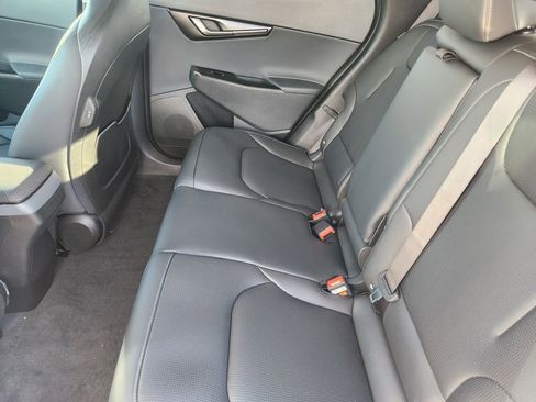 New 2025 Kia EV6 Wind image 12
