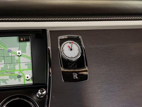 Used 2018 Rolls-Royce Wraith image 13