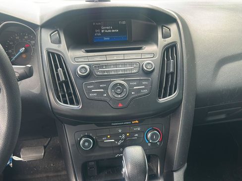 Used 2017 Ford Focus S FWD image 15
