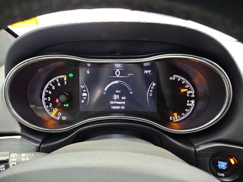 Used 2019 Jeep Grand Cherokee Altitude RWD image 20