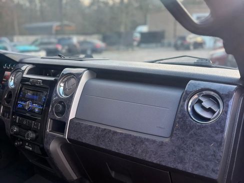 Used 2012 Ford F150 XLT w/ XLT Chrome Pkg image 26