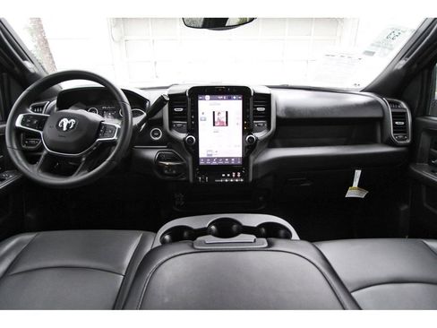 Used 2025 RAM 2500 Tradesman AWD/4WD image 9