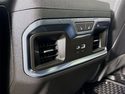 Used 2024 GMC Sierra 3500 Denali w/ Denali Reserve Package image 27