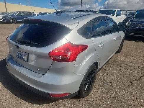 Used 2016 Ford Focus SE FWD image 13