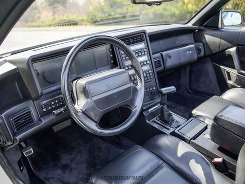 Used 1993 Cadillac Allante FWD image 31