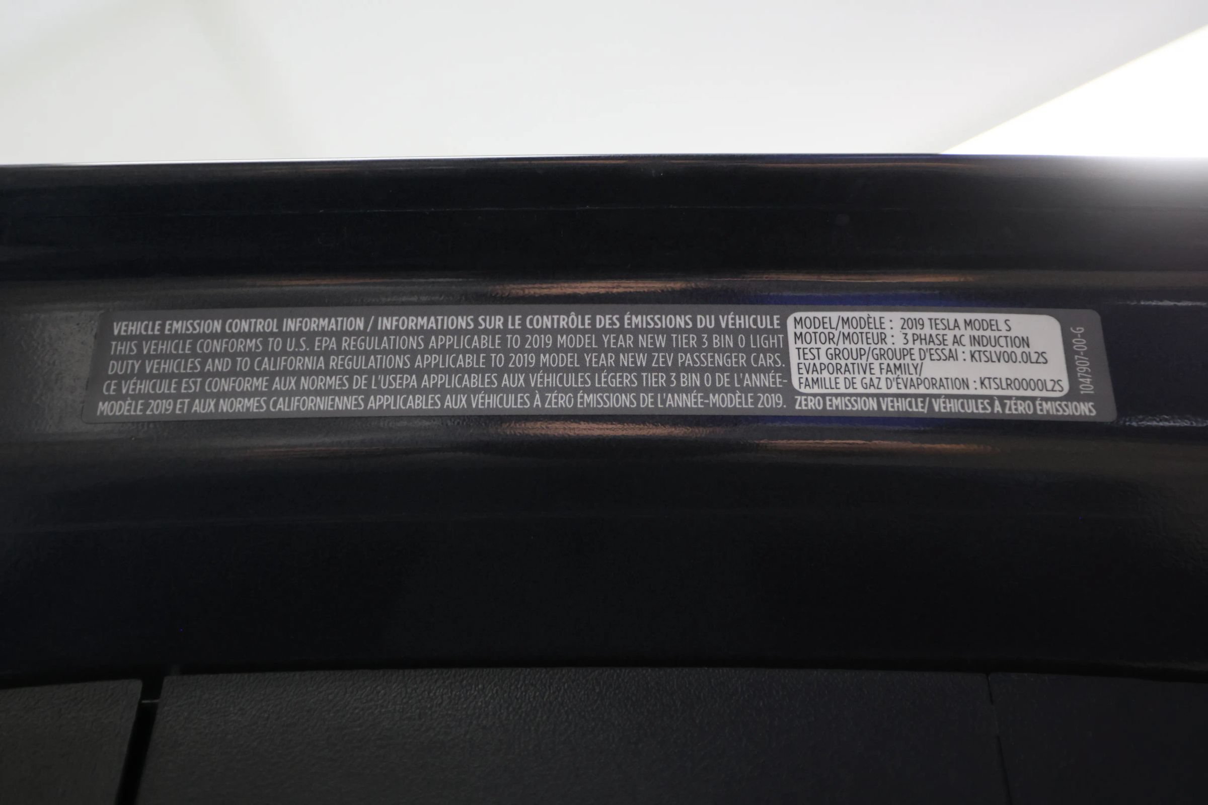 Used 2019 Tesla Model S Performance AWD/4WD image 52