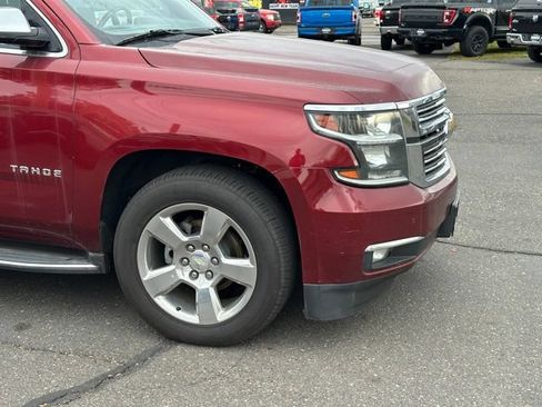 Used 2017 Chevrolet Tahoe Premier AWD/4WD image 4