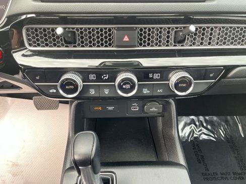 Used 2024 Honda Civic EX-L image 19
