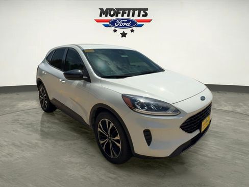 Used 2021 Ford Escape SE w/ SE Sport Appearance Package FWD image 7