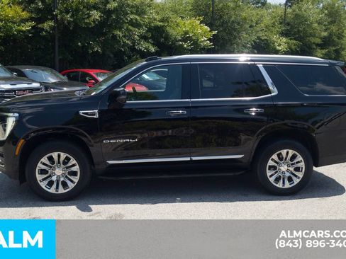 Used 2025 GMC Yukon Denali AWD/4WD image 11