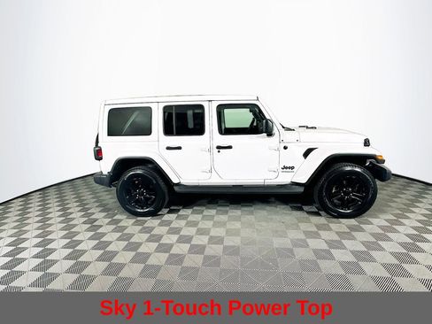 Used 2021 Jeep Wrangler Unlimited Sahara image 12