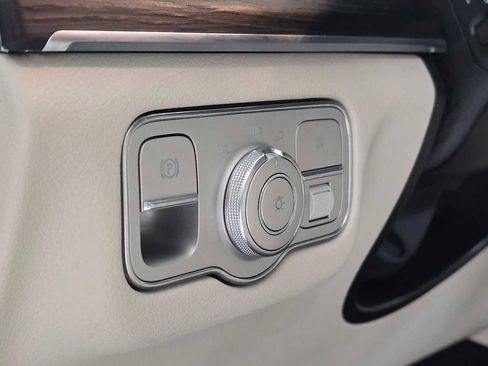 Certified 2026 Mercedes-Benz GLE 350 4MATIC image 25