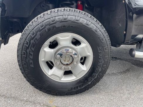 Used 2010 Ford F250 XL AWD/4WD image 20