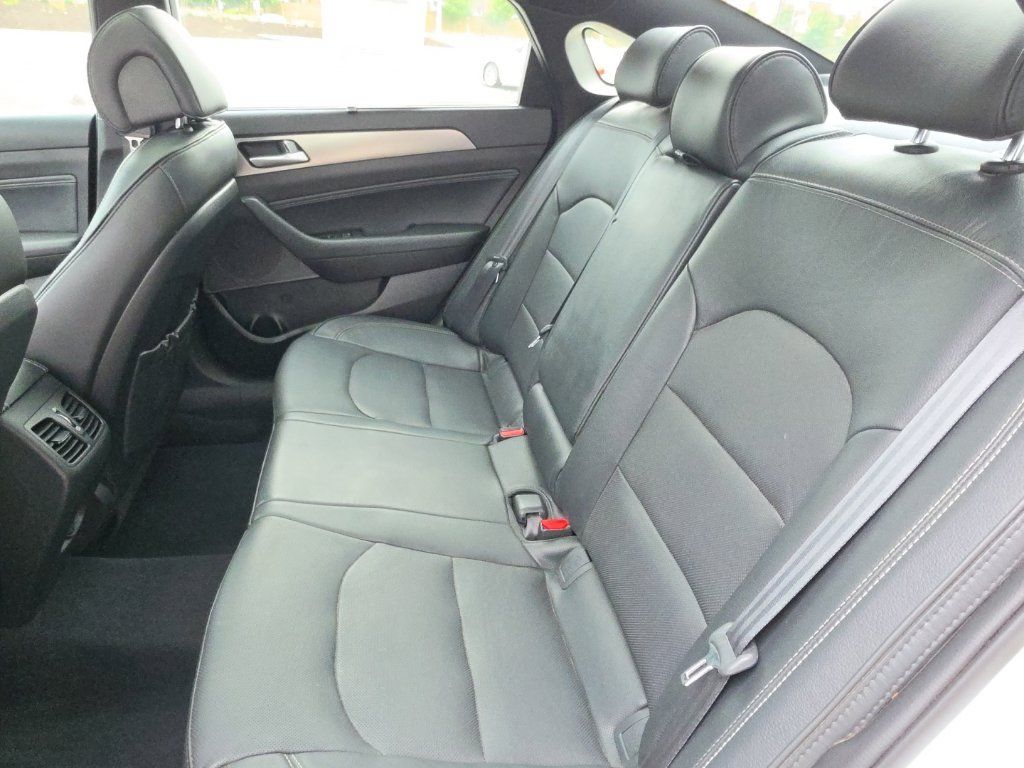 Used 2017 Hyundai Sonata Limited 2.0T FWD image 23
