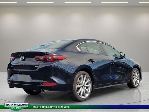 Used 2023 MAZDA MAZDA3 s FWD image 4