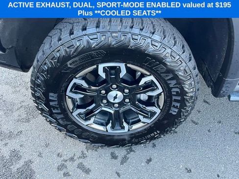 Used 2024 Chevrolet Silverado 1500 ZR2 w/ Technology Package image 6