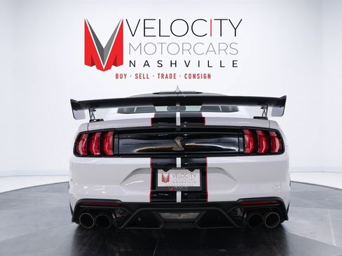 Used 2022 Ford Mustang Shelby GT500 w/ Carbon Fiber Track Pack image 19
