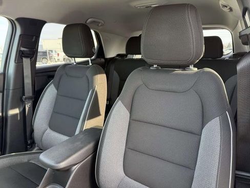 Used 2025 Chevrolet TrailBlazer LT image 11