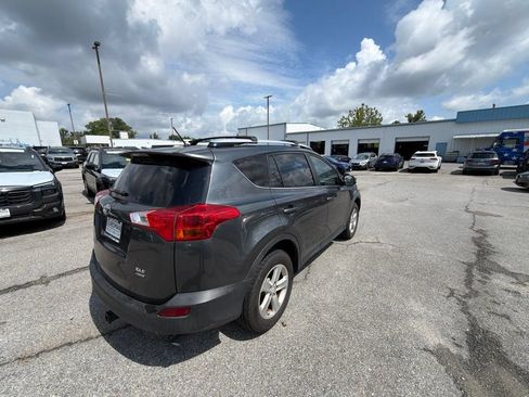 Used 2013 Toyota RAV4 XLE AWD/4WD image 6