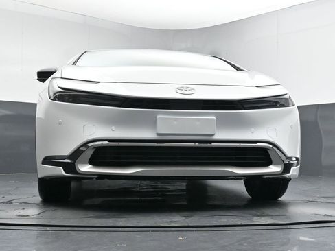 New 2026 Toyota Prius Plug-In Hybrid FWD image 30