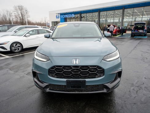 Certified 2024 Honda HR-V EX-L image 2