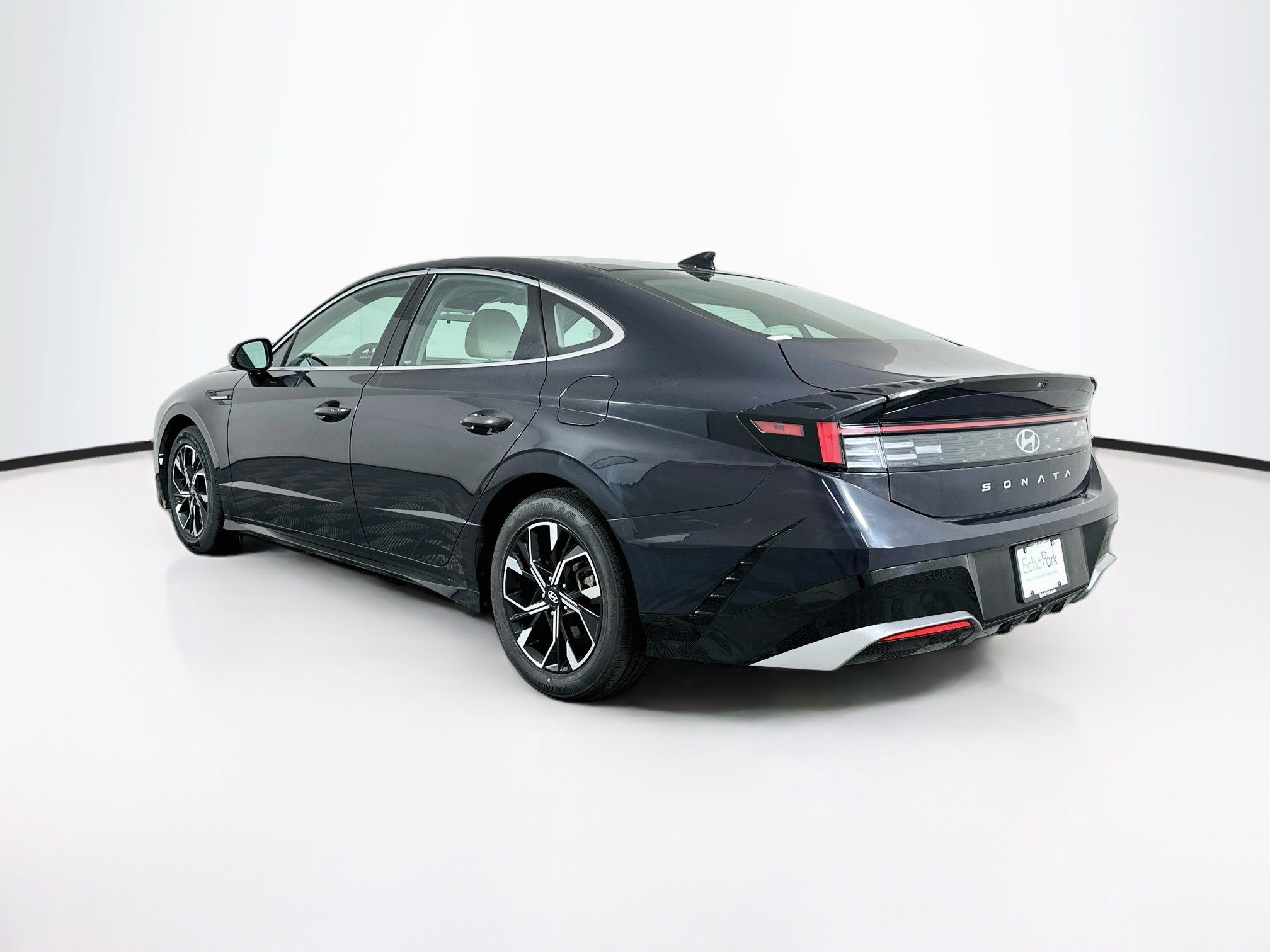 Used 2025 Hyundai Sonata SEL FWD image 5