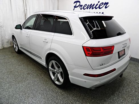 Used 2019 Audi Q7 3.0T Prestige image 4