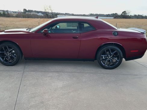 Used 2023 Dodge Challenger SXT w/ Blacktop Package image 6