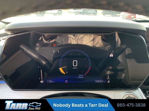Used 2025 Chevrolet Trax LT w/ LT Convenience Package FWD image 10