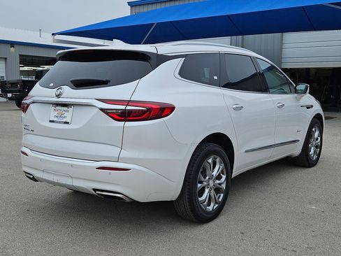 Certified 2021 Buick Enclave Avenir w/ Avenir Technology Package FWD image 3