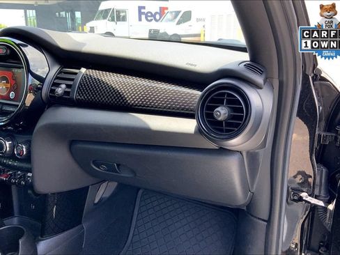 Used 2019 MINI Cooper S w/ Signature Upholstery Package FWD image 14