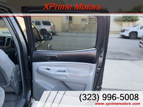 Used 2011 Toyota Tacoma PreRunner w/ SR5 Pkg #2 image 27