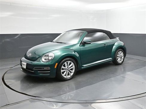 Used 2017 Volkswagen Beetle 1.8T Classic image 34