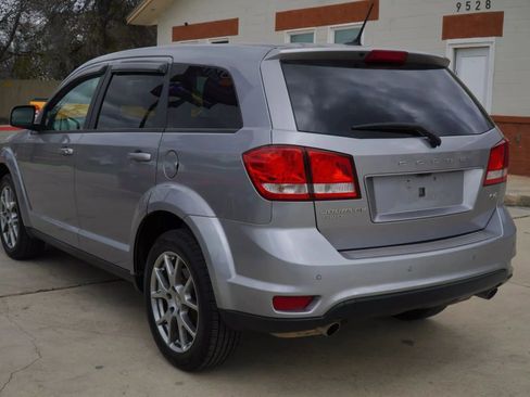 Used 2016 Dodge Journey R/T image 4
