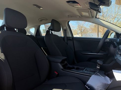 New 2026 Kia K4 LX image 29