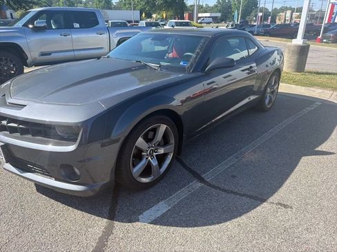 Used 2011 Chevrolet Camaro SS w/ RS Package RWD image 2