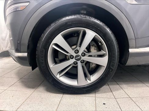 Used 2023 Genesis GV80 2.5T w/ Prestige 20" Package image 7