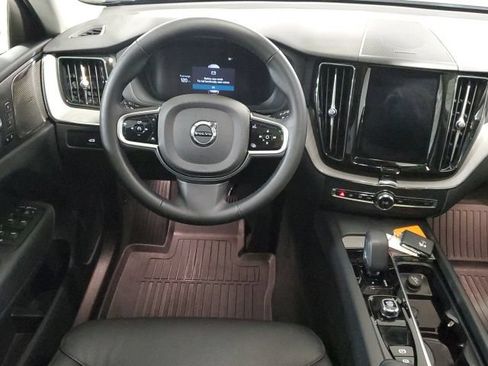 Used 2025 Volvo XC60 B5 Plus w/ Protection Package Premier AWD/4WD image 13