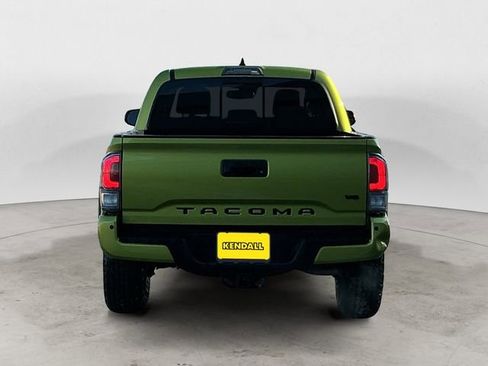 Used 2023 Toyota Tacoma TRD Off-Road w/ TRD Premium Off Road Package image 4