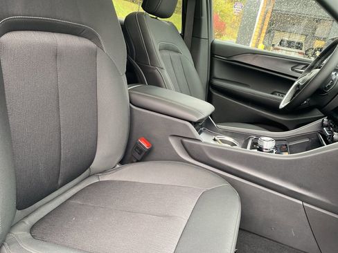 New 2025 Jeep Grand Cherokee Laredo X w/ Luxury Tech Group I image 9